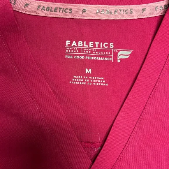Fabletics Vibrant Pink Activewear Scrub Set - Picture 7 of 9